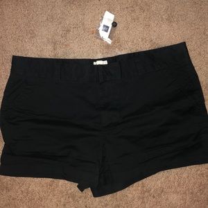 Size 16 women’s gap shorts
